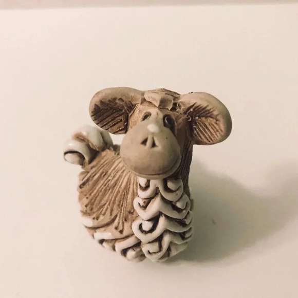 Vtg Artesania Rinconada Llama Art Pottery Figurine 3.25  Inch Tall Chipped Foot - Picture 2 of 16